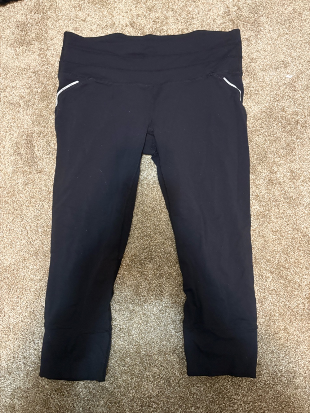 Athleta Capri Leggings